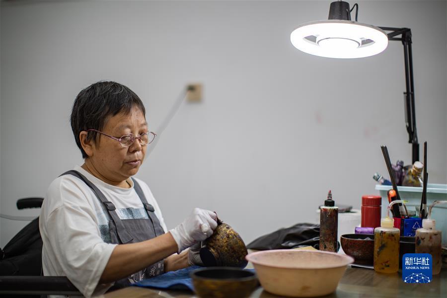 37wan游戏平台下载